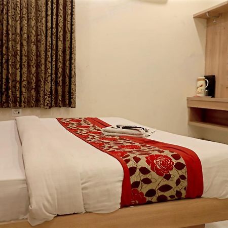 Hotel Klick International At "5 Min Walking " From New Delhi Railway Station Exterior photo
