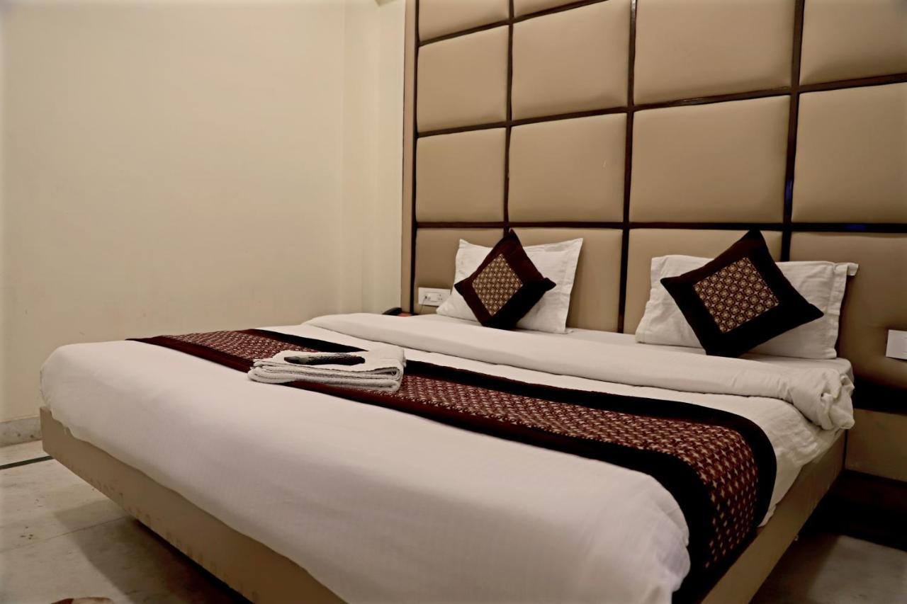 Hotel Klick International At "5 Min Walking " From New Delhi Railway Station Exterior photo