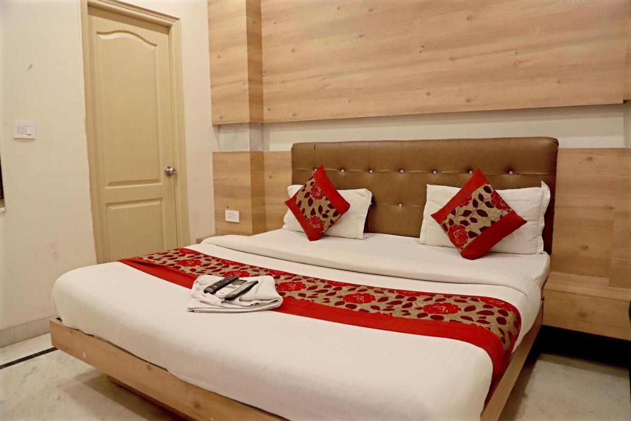 Hotel Klick International At "5 Min Walking " From New Delhi Railway Station Exterior photo