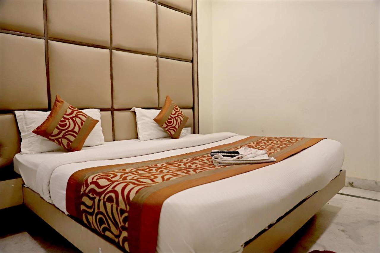 Hotel Klick International At "5 Min Walking " From New Delhi Railway Station Exterior photo