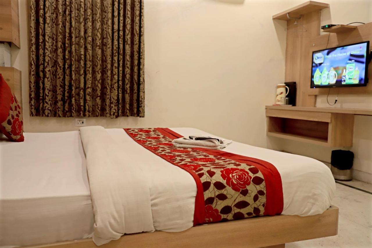 Hotel Klick International At "5 Min Walking " From New Delhi Railway Station Exterior photo