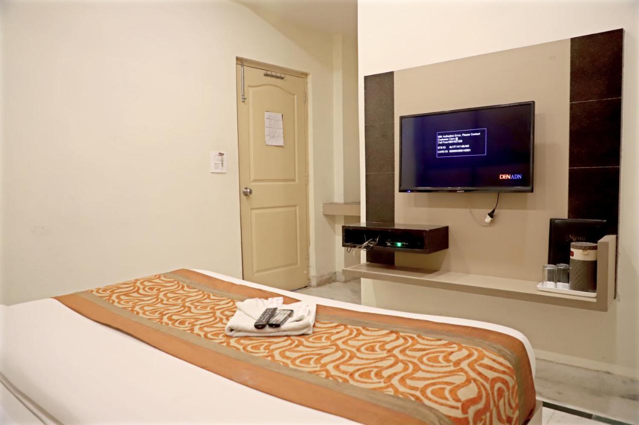 Hotel Klick International At "5 Min Walking " From New Delhi Railway Station Exterior photo