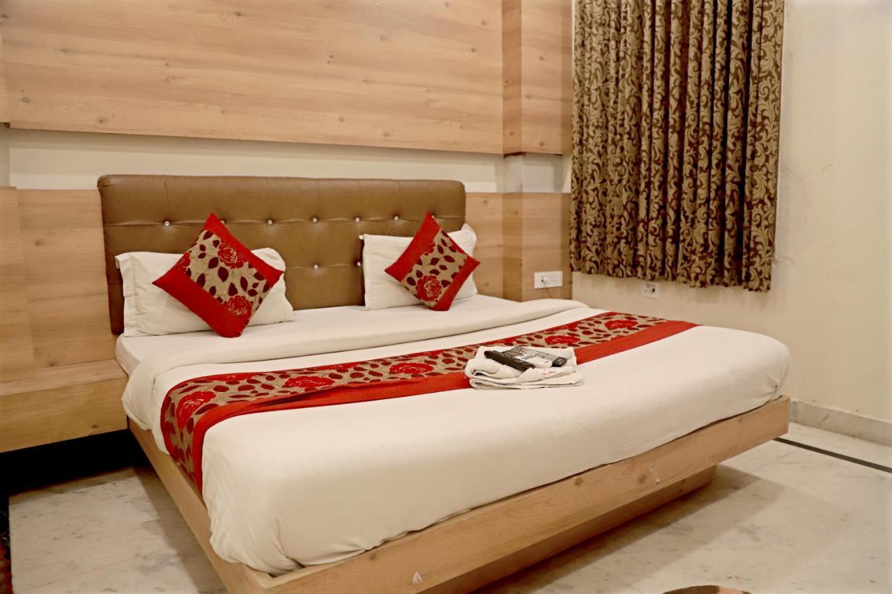 Hotel Klick International At "5 Min Walking " From New Delhi Railway Station Exterior photo