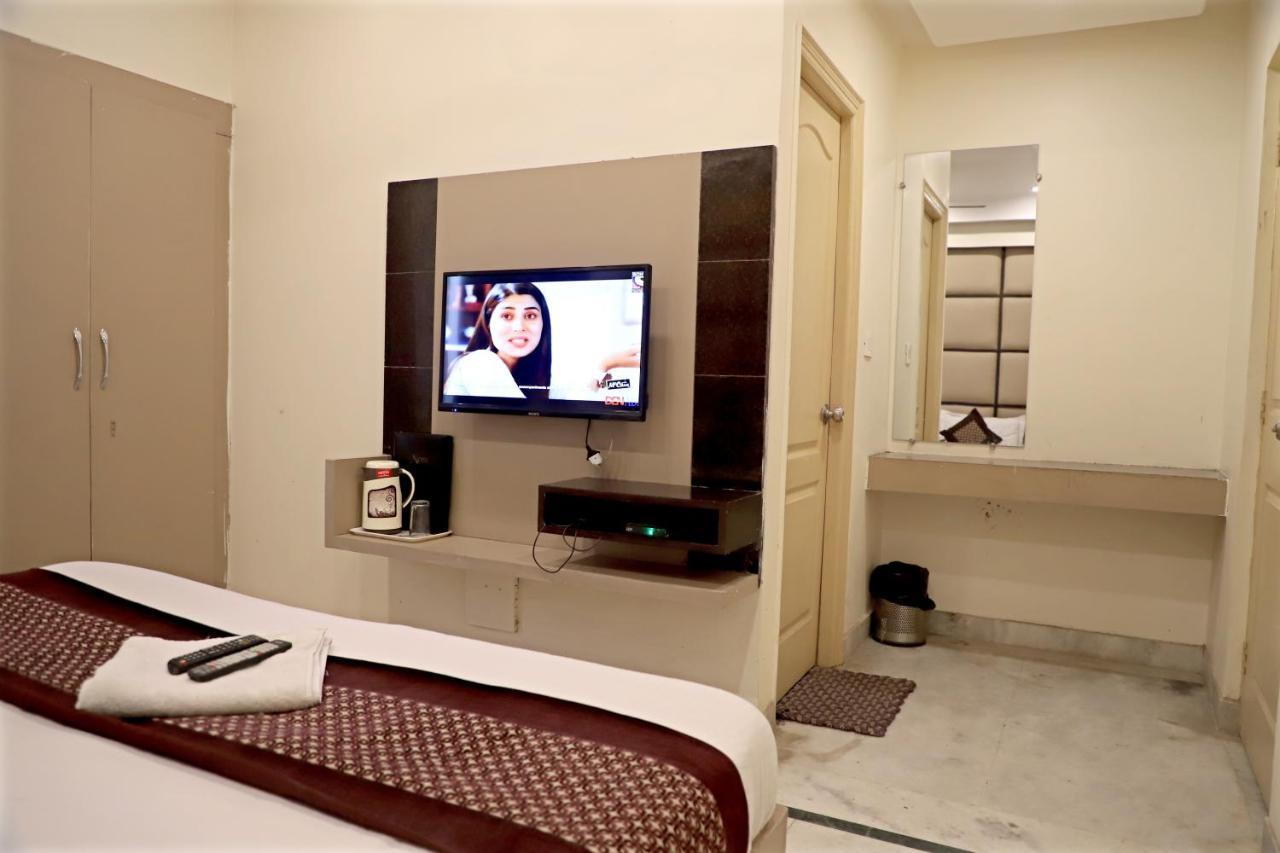 Hotel Klick International At "5 Min Walking " From New Delhi Railway Station Exterior photo