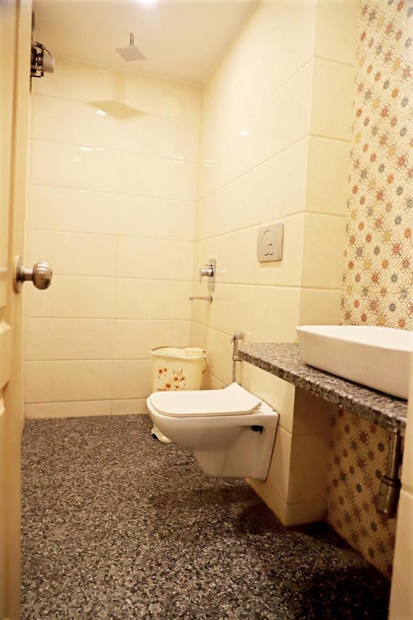 Hotel Klick International At "5 Min Walking " From New Delhi Railway Station Exterior photo