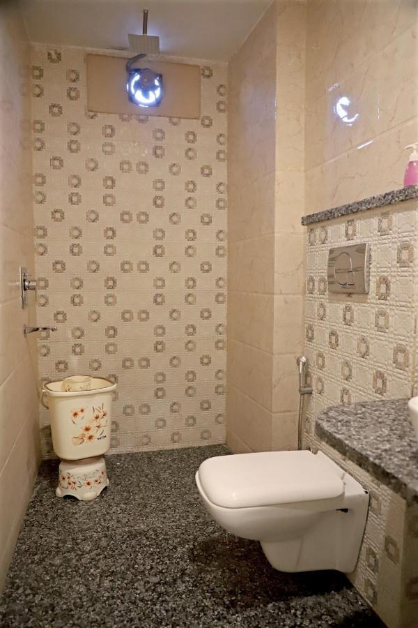 Hotel Klick International At "5 Min Walking " From New Delhi Railway Station Exterior photo