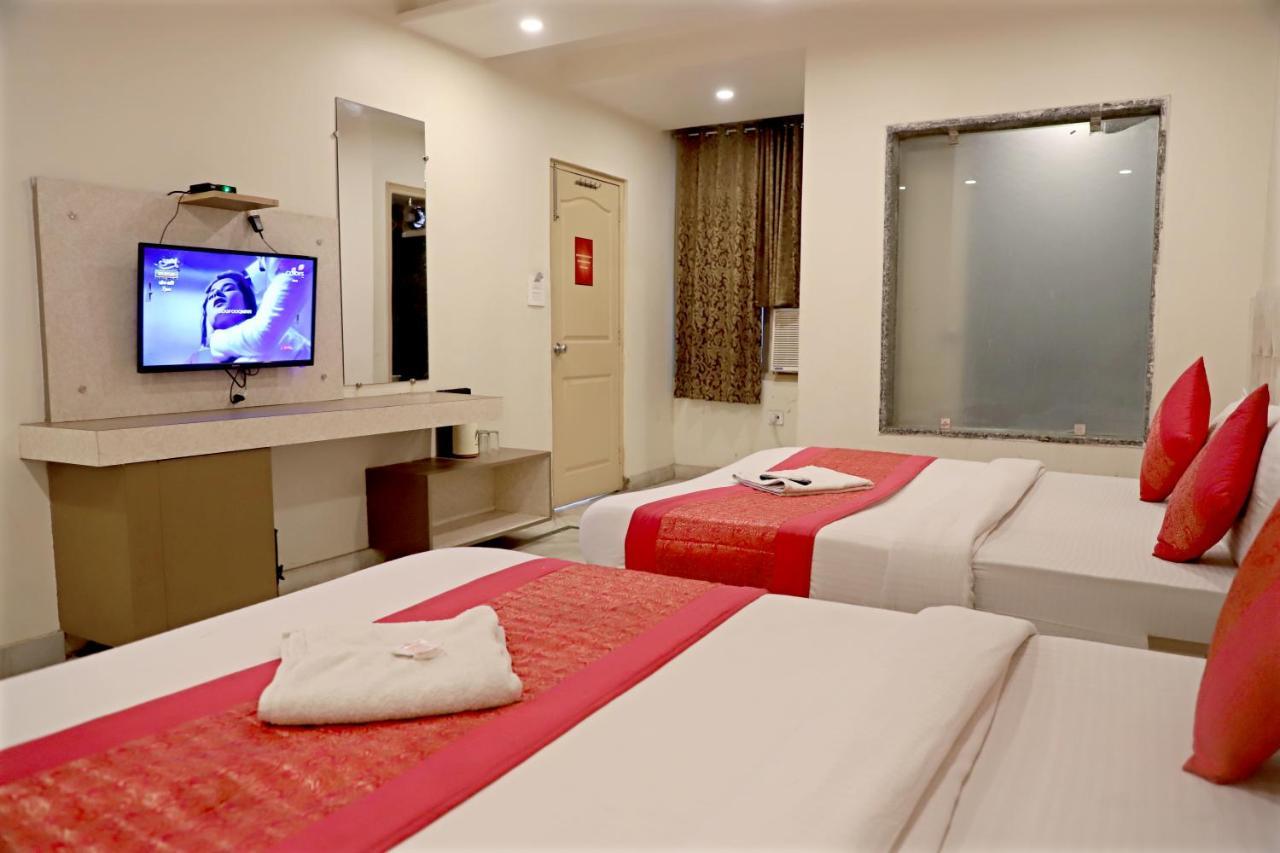 Hotel Klick International At "5 Min Walking " From New Delhi Railway Station Exterior photo